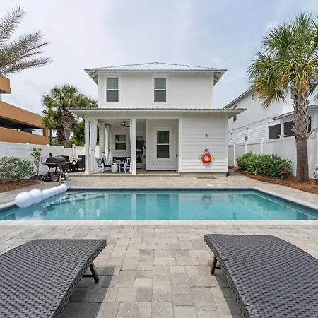 Pool Patio Outdoor Dining Walk To Shore Pier Park Sanctuary On Sands